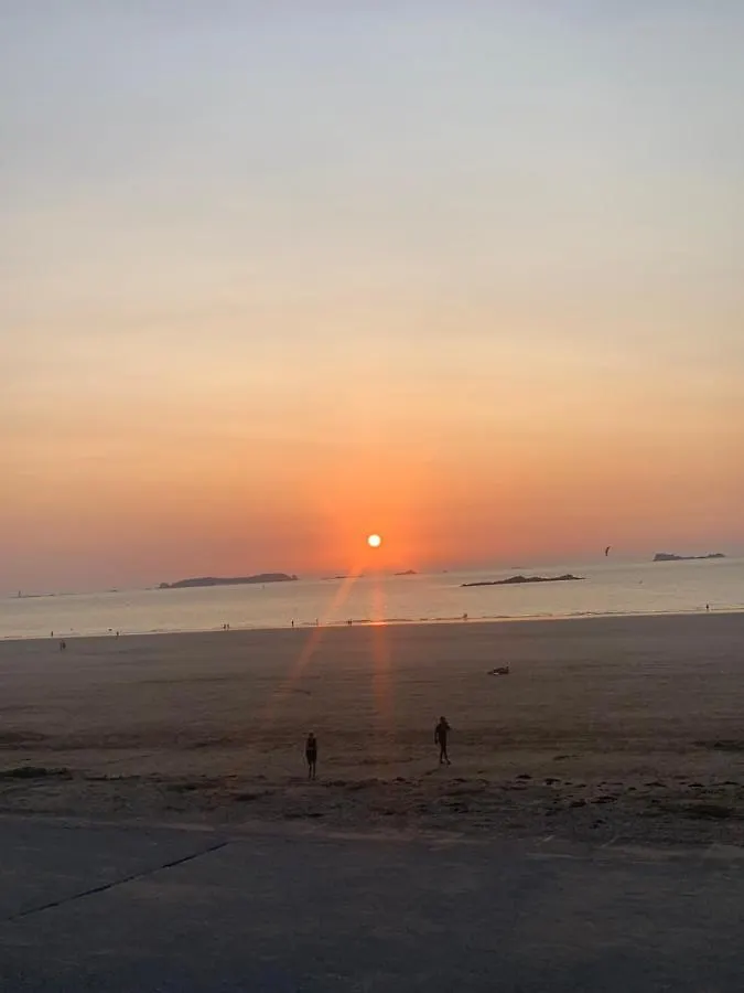 Apartment Saint-Malo : Bel Appartement -10Min A Pied Intra/Plages France