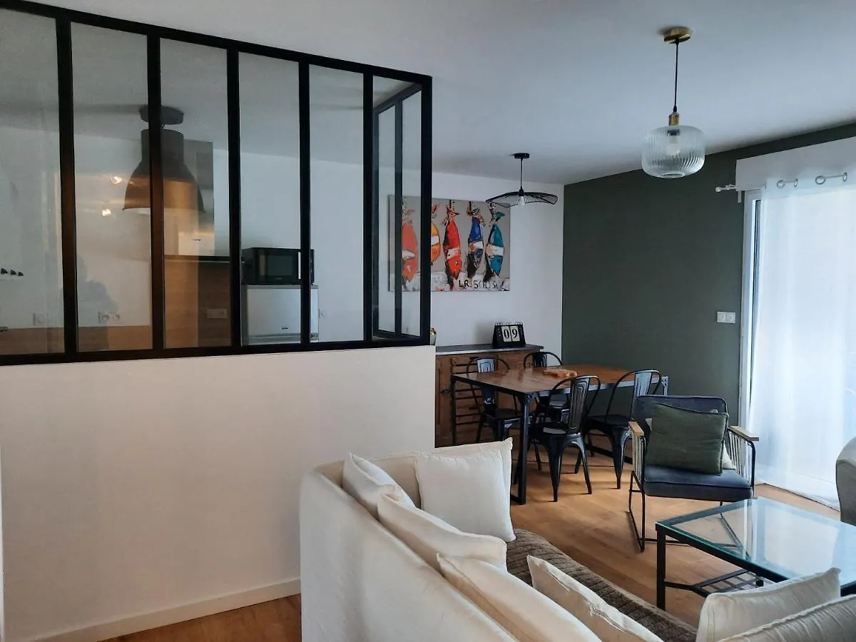 Apartment Saint-Malo : Bel Appartement -10Min A Pied Intra/Plages France